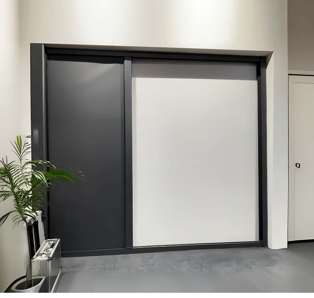 Quick-Pass Smart Windproof Door